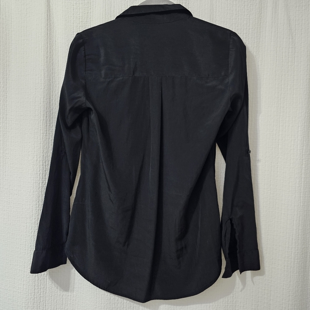 EXPRESS Women's Blouse - Picture 2 of 5